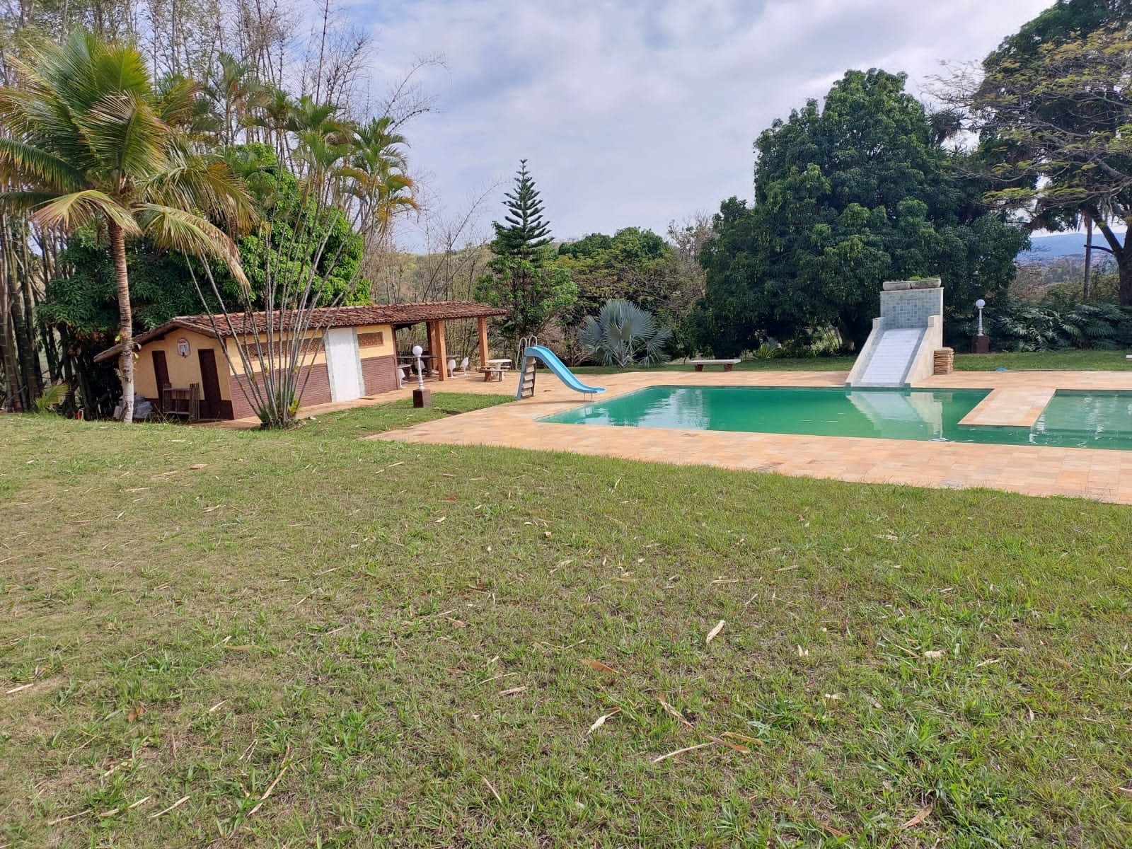 Propriedade rural em São José do Rio Pardo — 254 hectares — foto 1 de 9